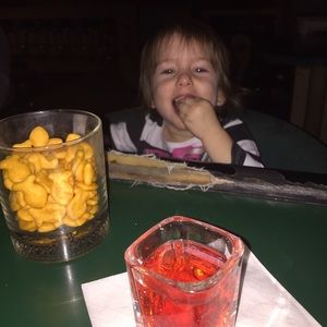 Meet your Posher, Clinton